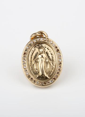 Madonnenanhänger in Rosegold mit braunen Brillanten