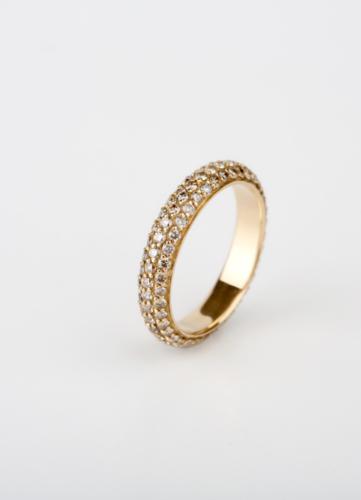 Rosegoldring mit braunen Brillanten